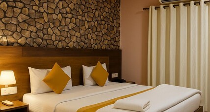 UDAYHOTEL Room Type - Super Deluxe Room