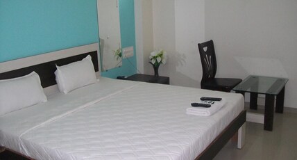Hotel Sai International Room Type - Deluxe AC Room