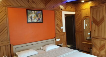 Hotel Kay Kay's@Mall Road Room Type - Lake View Room