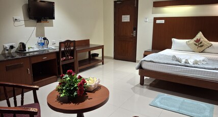 Dhanunjaya's Luxury Hotel- Hosur Room Type - Corporate