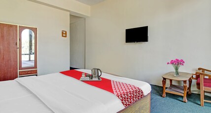 Hotel O Hunter's & Cafe Room Type - Classic