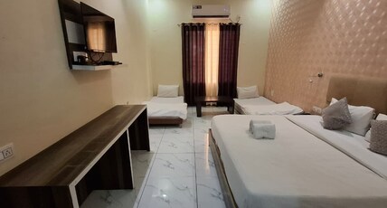 Hotel The Grand Room Type - The Economy - NON AC