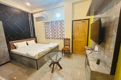 HOTEL SHIVSARAN PURNEA
