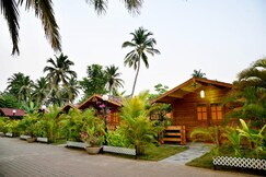 Majestic Beach Comforts-Beachfront