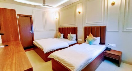 Hotel Ganga Azure @ Har Ki Pauri Road Room Type - Triple Bed Ac Room Hotel Ganga Azure @ Har Ki Pauri Road Room Type - Triple Bed Ac Room