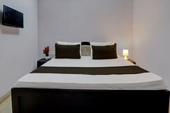 OYO 822781 Royal Paradise