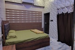 Raghunandan Home stay