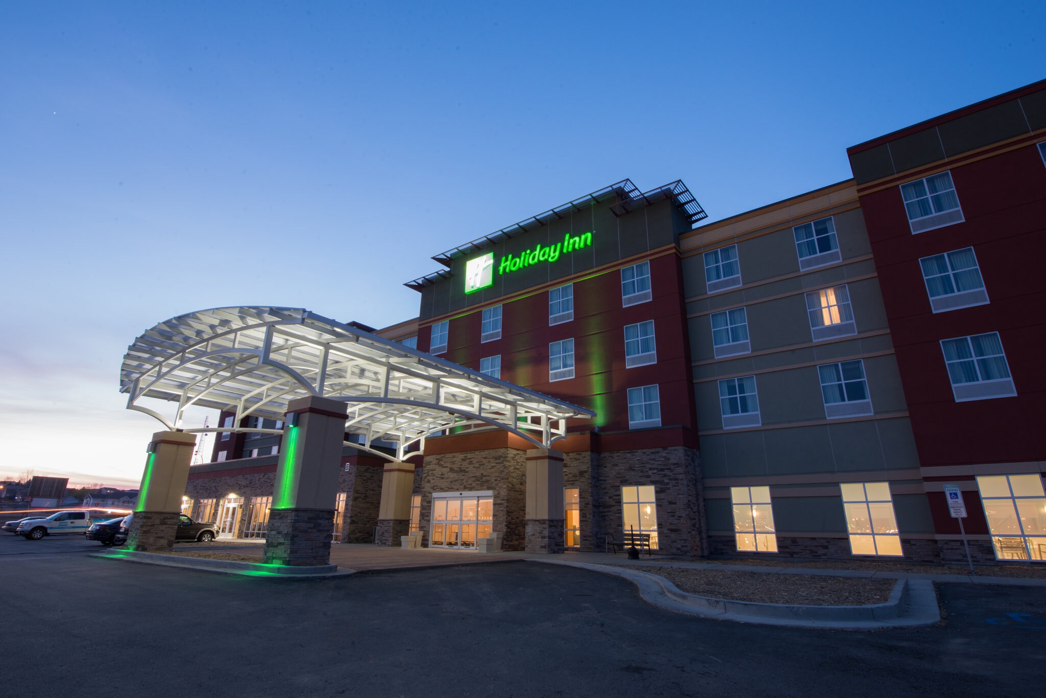 Holiday Inn Bismarck, an IHG Hotel - Tap to explore photos