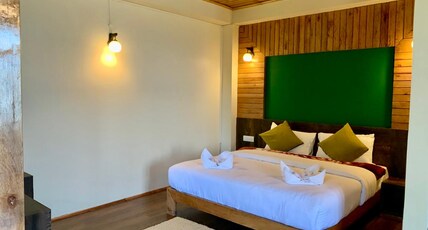 Pine Village Retreat Room Type - Super Deluxe Double Bedded Room Mt Kanchenjunga View Facing Pine Village Retreat Room Type - Super Deluxe Double Bedded Room Mt Kanchenjunga View Facing