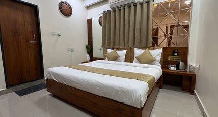 Hotel AnantShree Room Type - Luxury Room