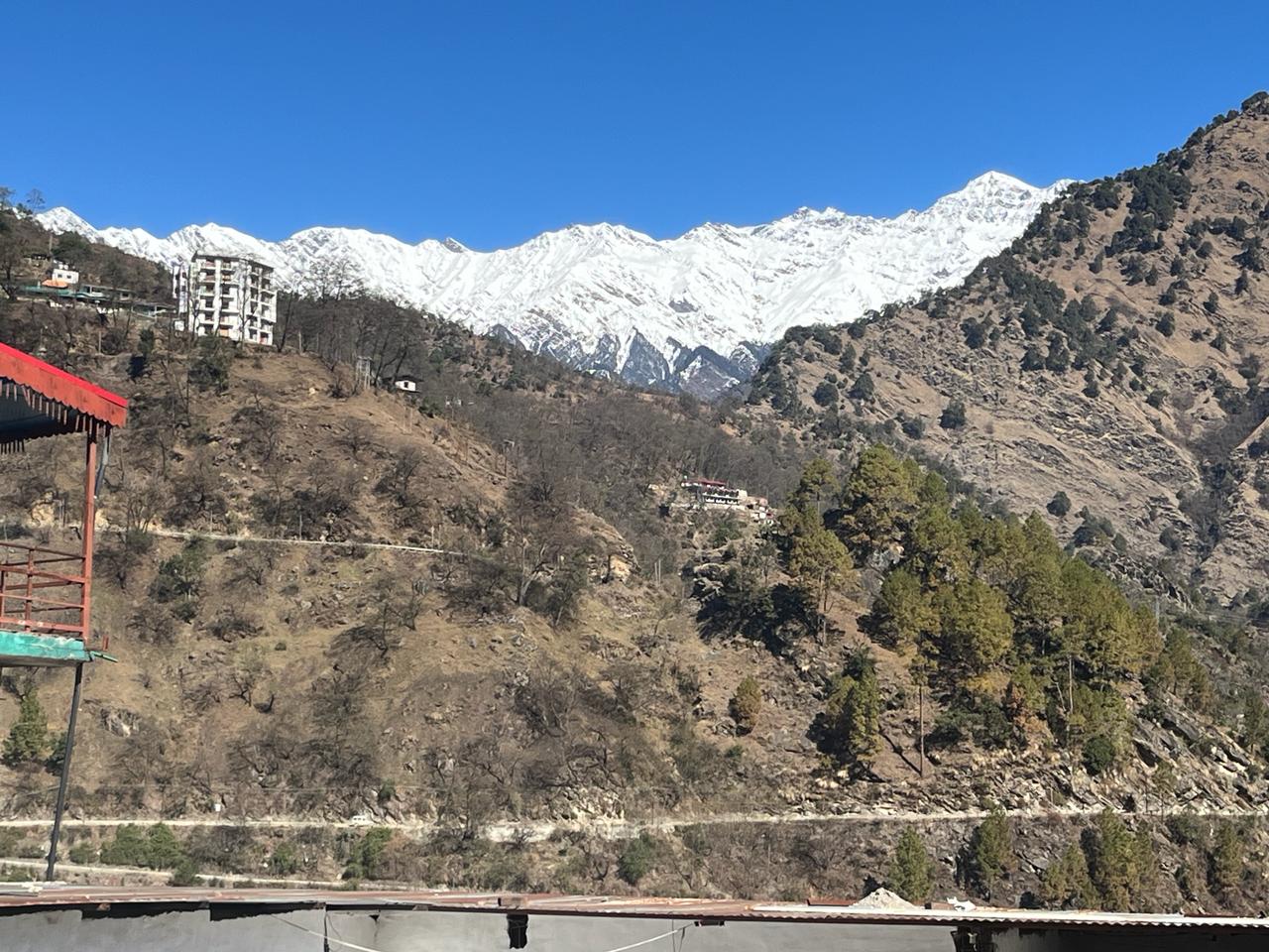 HOTEL Moon rise - Tap to explore photos