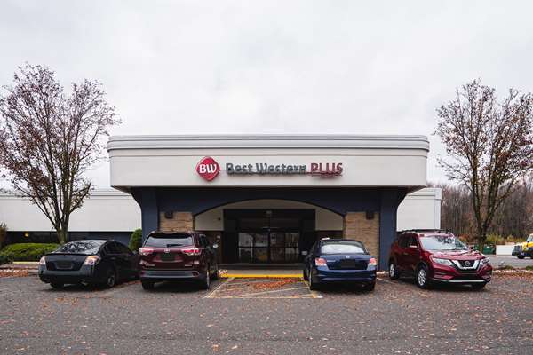 Best Western Plus Philadelphia Bensalem Hotel - Tap to explore photos