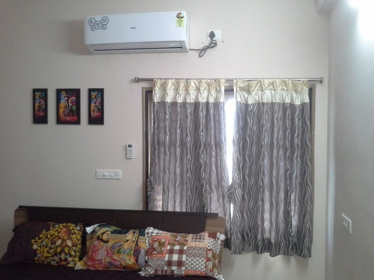 Narayanadri AC Homestay Tirupathi - Tap to explore photos