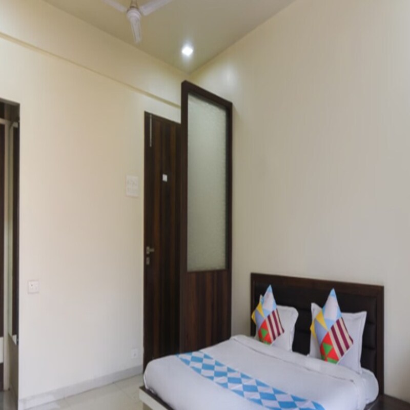 Kanchan service apartment - Tap to explore photos