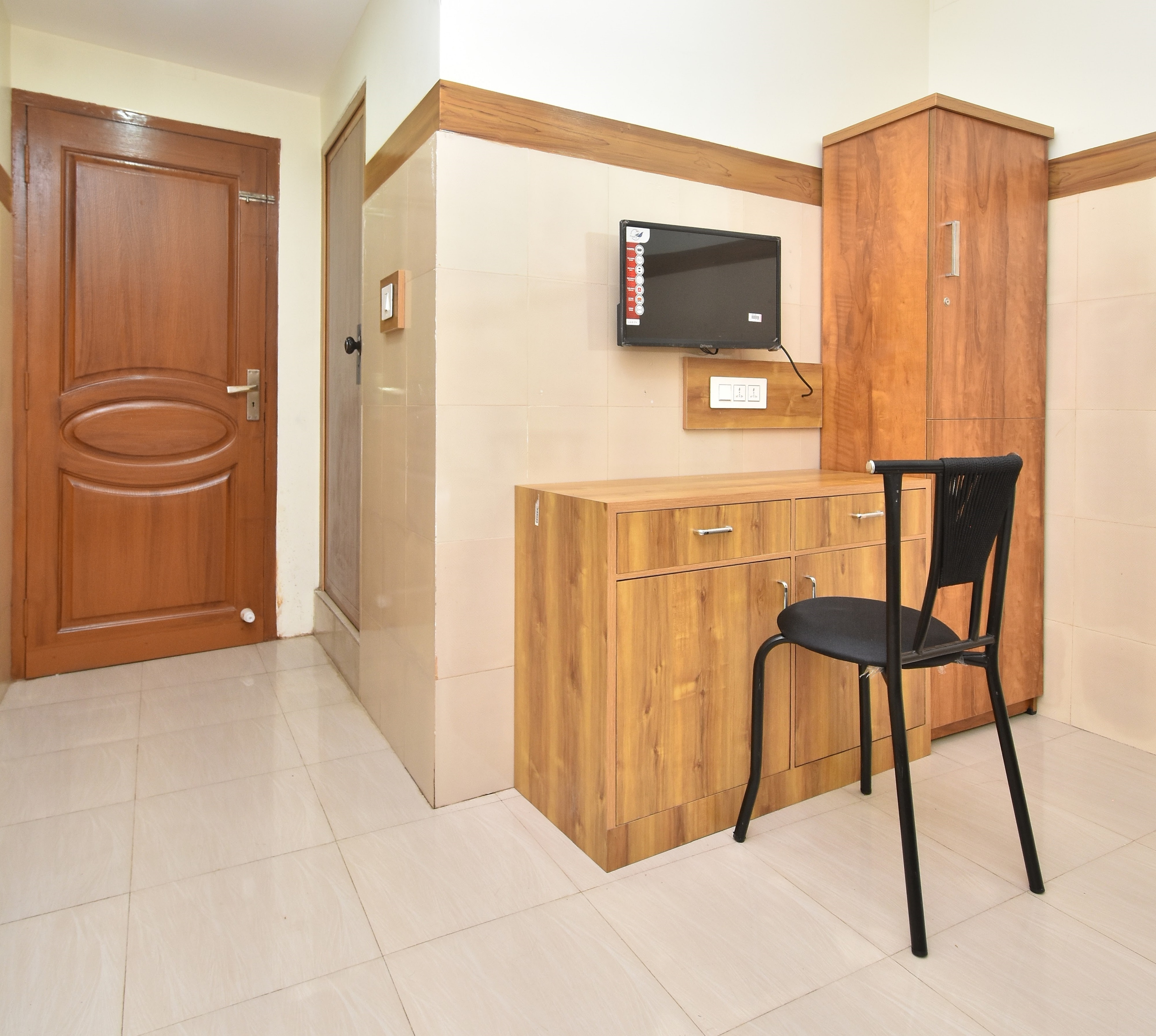 HOTEL KANNUR CAPITAL - Tap to explore photos