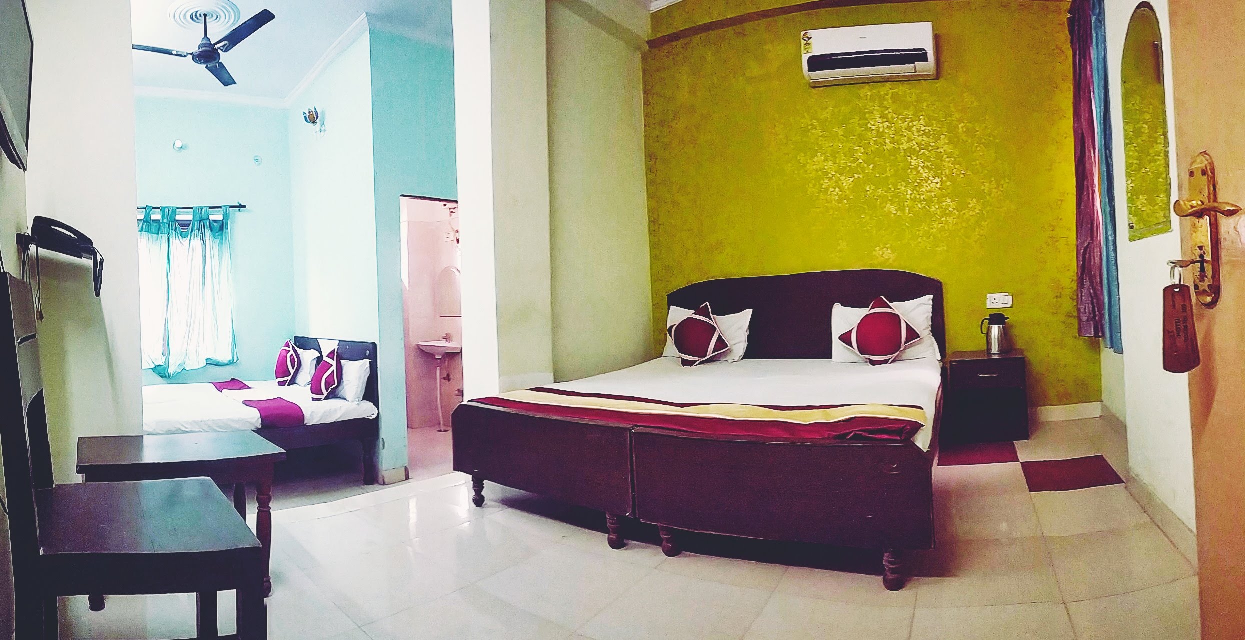 Satkar Hotel - Tap to explore photos