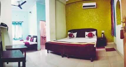 Satkar Hotel Room Type - Family Room (four Bed) Ac