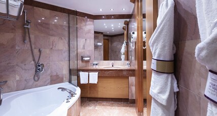 Hotel Mercure Luxembourg Kikuoka Golf & Spa Room Type - Superior Suite with 1 double bed, Spa and Wellness unlimited access Hotel Mercure Luxembourg Kikuoka Golf & Spa Room Type - Superior Suite with 1 double bed, Spa and Wellness unlimited access