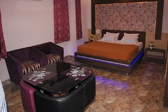 Address of Hotel Central Park
