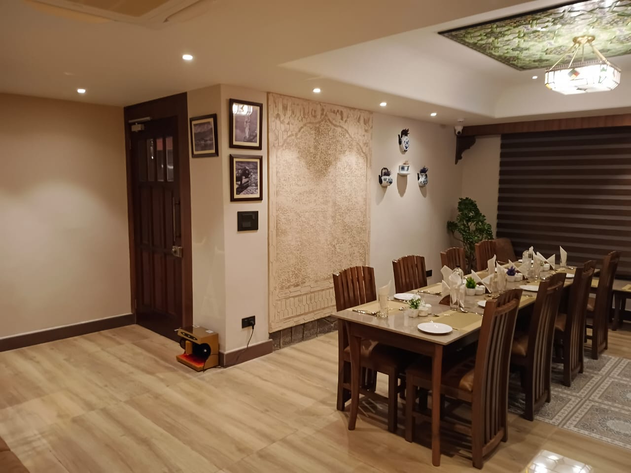 GOLDEN NEST ENTIRE 4BHK APARTMENT - Tap to explore photos
