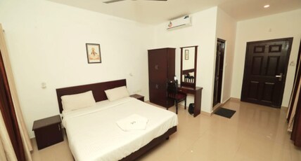 Hotel RV Tower Room Type - Deluxe AC