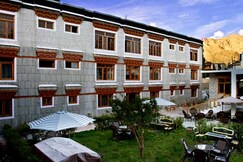 Hotel Rafica Ladakh( With Centrally Heated )