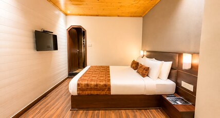 SUMITEL VISTA 800 METER FROM MALL ROAD Room Type - Standard Room