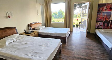 Light House Room Type - AC Triple Bedded Room With Forest View - R5