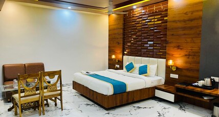 Hotel The Vaibhav Room Type - King Suit