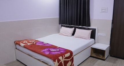 Hotel Tanishq Room Type - NON AC Deluxe Room