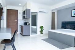 Housr Sector 27 Golf Course Road