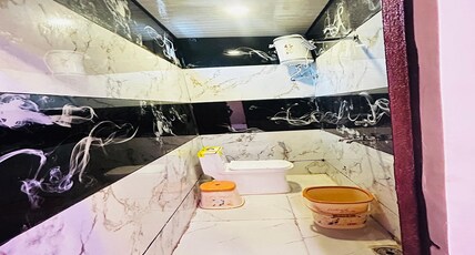 Hotel Shri Niwas Room Type - Triple Room