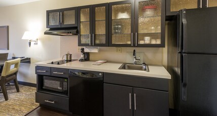 Candlewood Suites Del City Room Type - 2 Queen Beds Studio Suite Comm Access