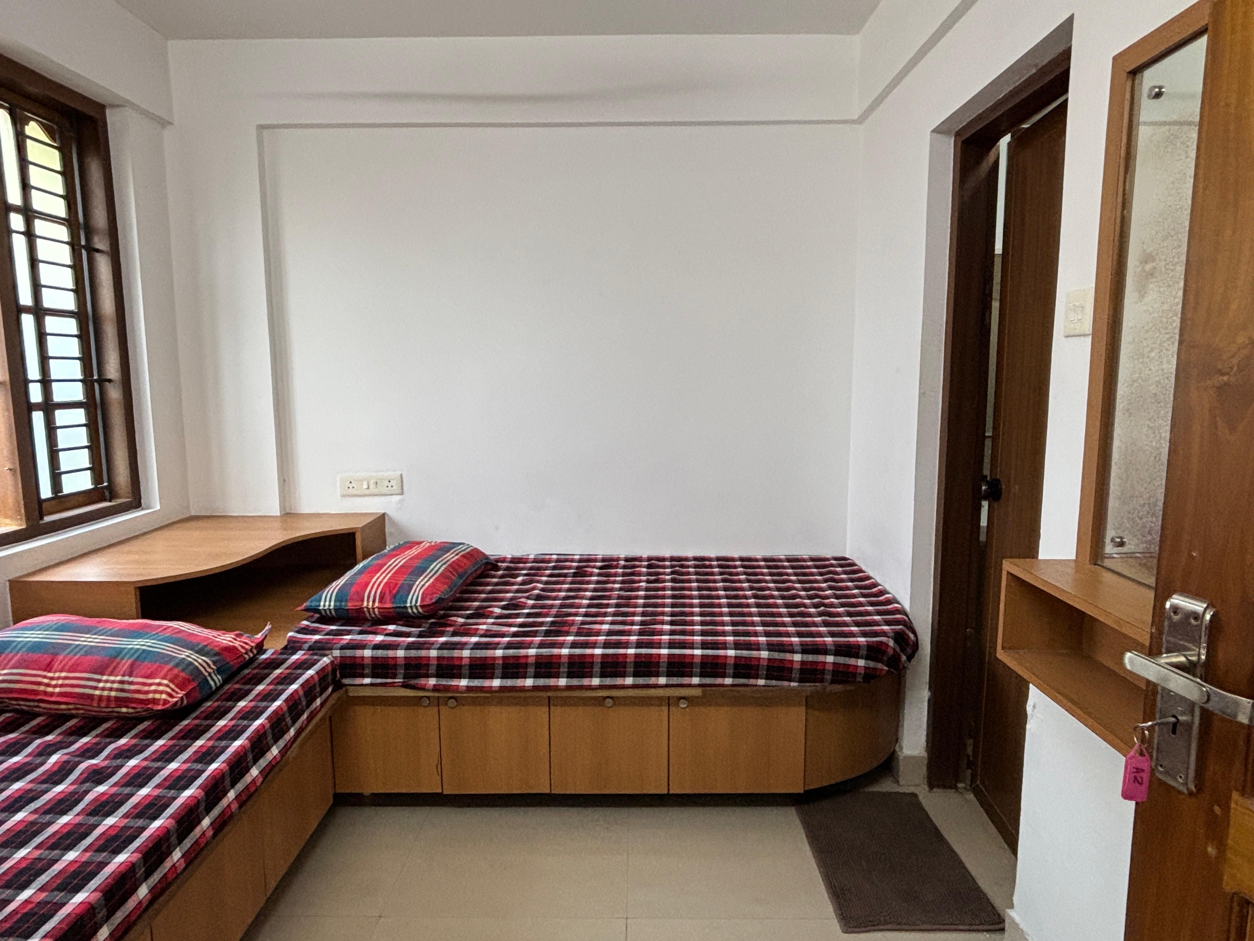 Grand Sky Mixed Hostel - Tap to explore photos