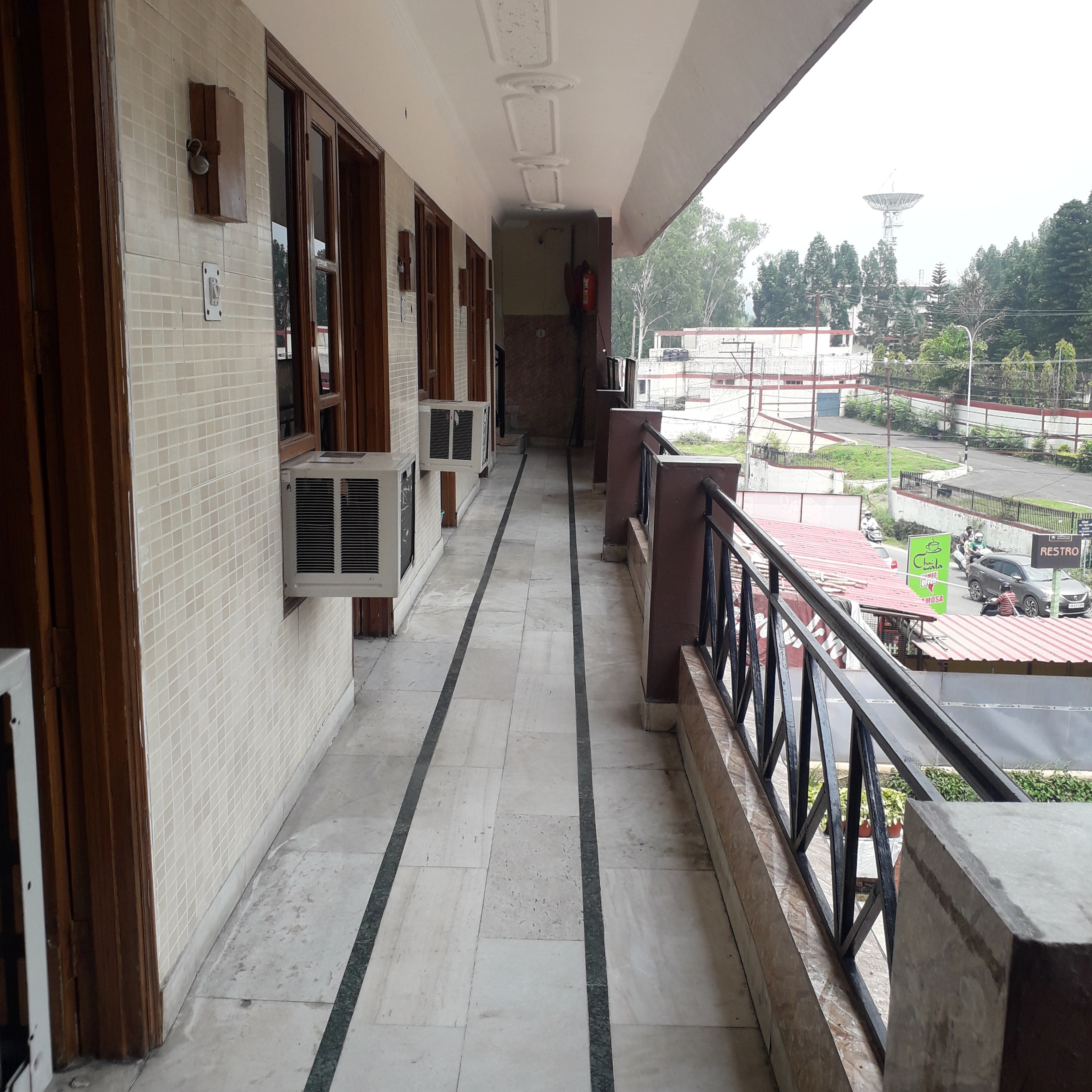 Hotel Rajpal Guest House - Tap to explore photos