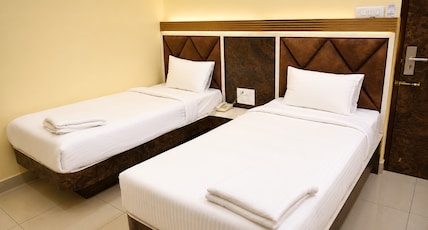 Kings Residency Room Type - DELUXE TWIN BED ROOM Kings Residency Room Type - DELUXE TWIN BED ROOM