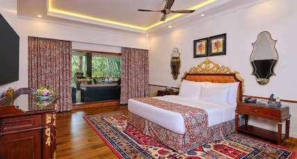 Mayfair Spa Resort & Casino Room Type - Three Bedroom Villa with Private Pool (Regent Villa) Mayfair Spa Resort & Casino Room Type - Three Bedroom Villa with Private Pool (Regent Villa)
