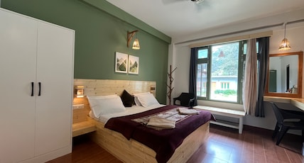 The Royal Orchard Kasol Room Type - Bohemian without balcony courtyard view The Royal Orchard Kasol Room Type - Bohemian without balcony courtyard view
