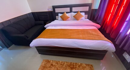 Green Hotel Room Type - SUPERIOR DOUBLE ROOM