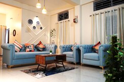 BeauMonde Boutique Suites - Azure Escape