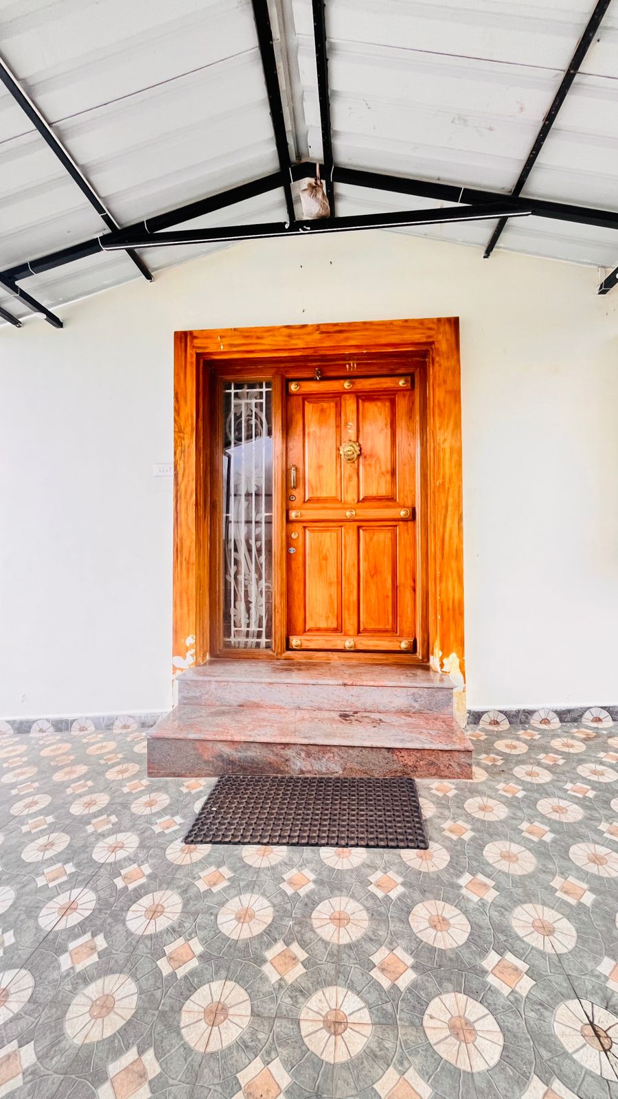 TAVISH hills Home stay - Tap to explore photos