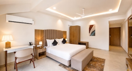 White Wharf Beach Resort Morjim Room Type - Family Room with Bathtub White Wharf Beach Resort Morjim Room Type - Family Room with Bathtub