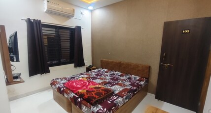Hotal park Room Type - Bedroom 102