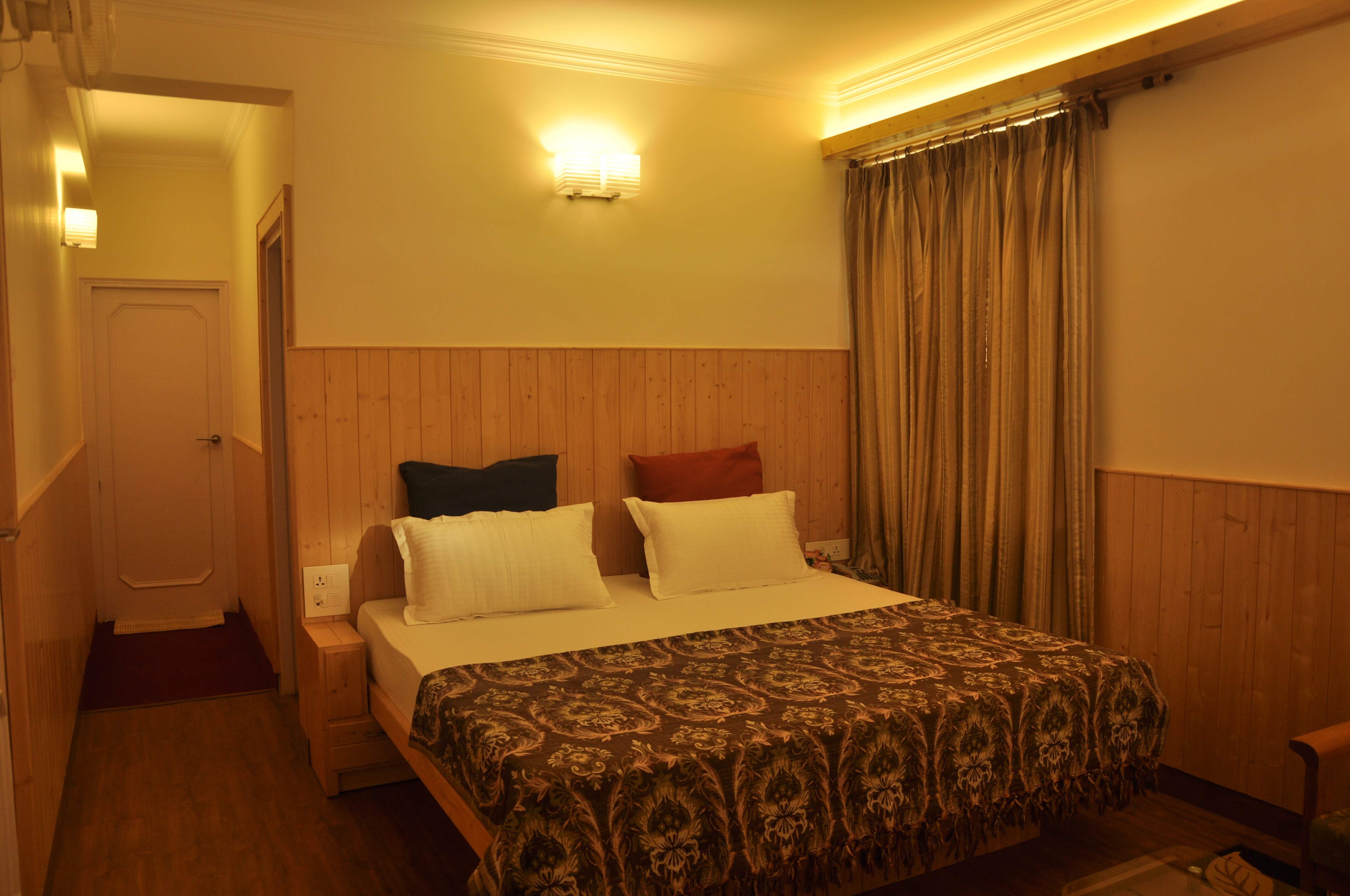 Vatsalyam Homestay | Hill-facing Rooms - Tap to explore photos