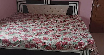 OYO 91949 Anil Golhani Room Type - Classic
