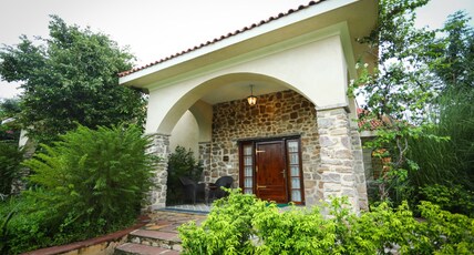 The Kipling Lodge - Nature Kalp Room Type - Garden Grove Cottage