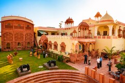 SUROTH MAHAL HOTEL & RESTAURENT
