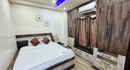 Aryan Address Room Type - Bedroom 3