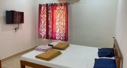 Suma Beach Resort Room Type - Deluxe room with AC