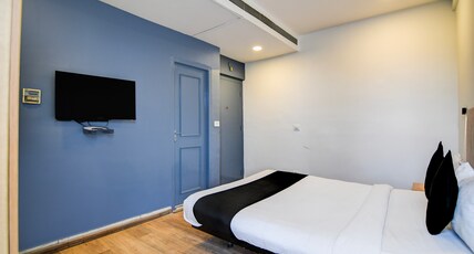 Brill Green Arcade near Kolkata Airport Room Type - Deluxe Room with Airport View